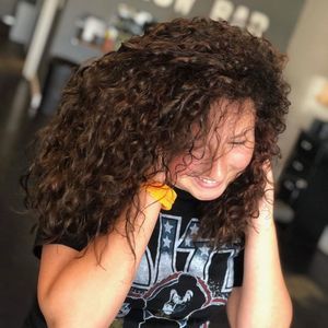 Meet your Posher, Edyn